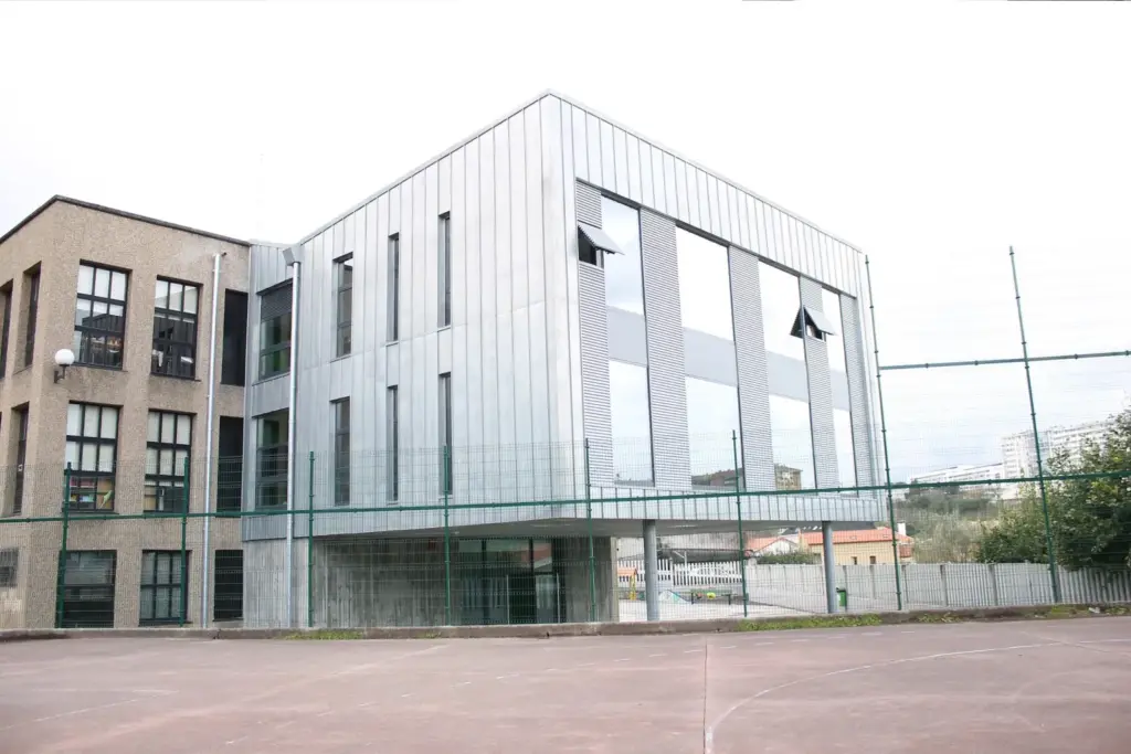 Instituto Manuel Murgía, A Coruña