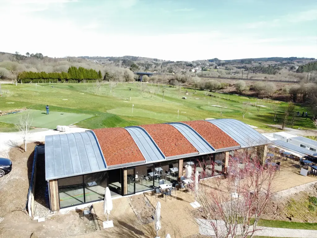 cubierta curva cinc cafeteria golf5