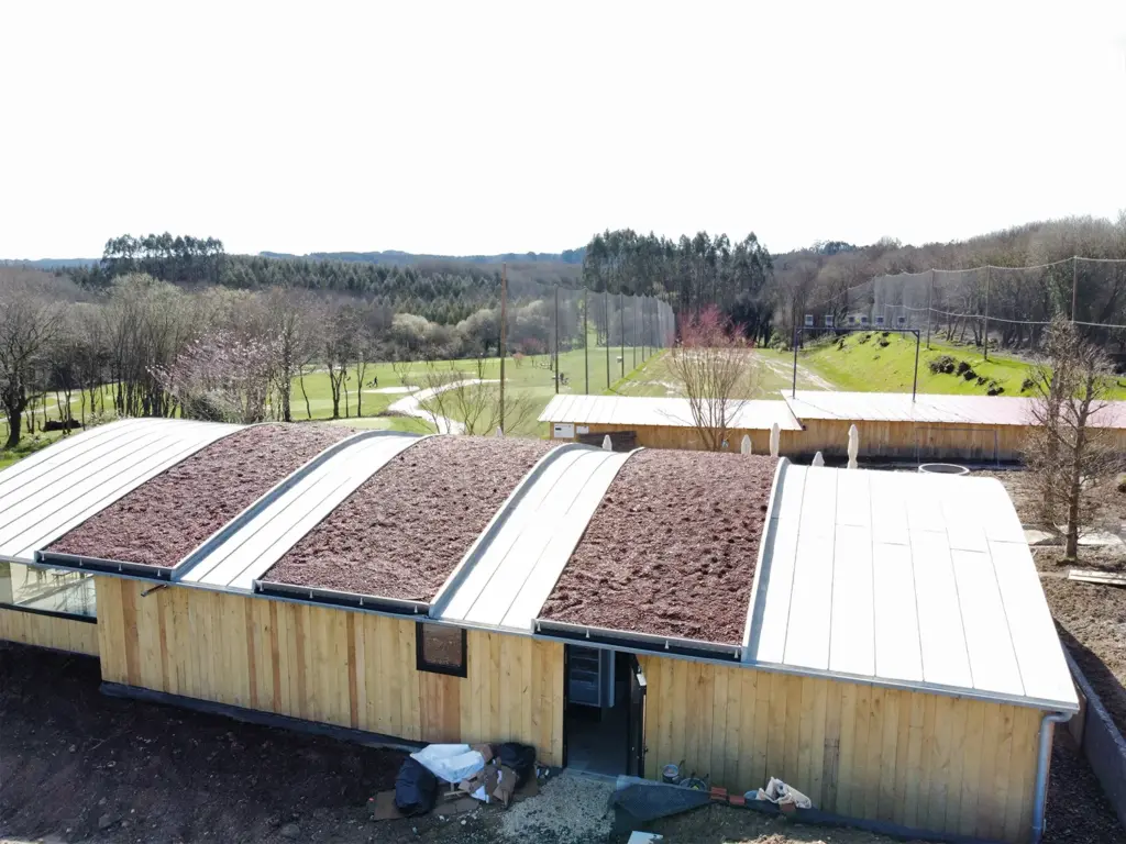 cubierta curva cinc cafeteria golf7