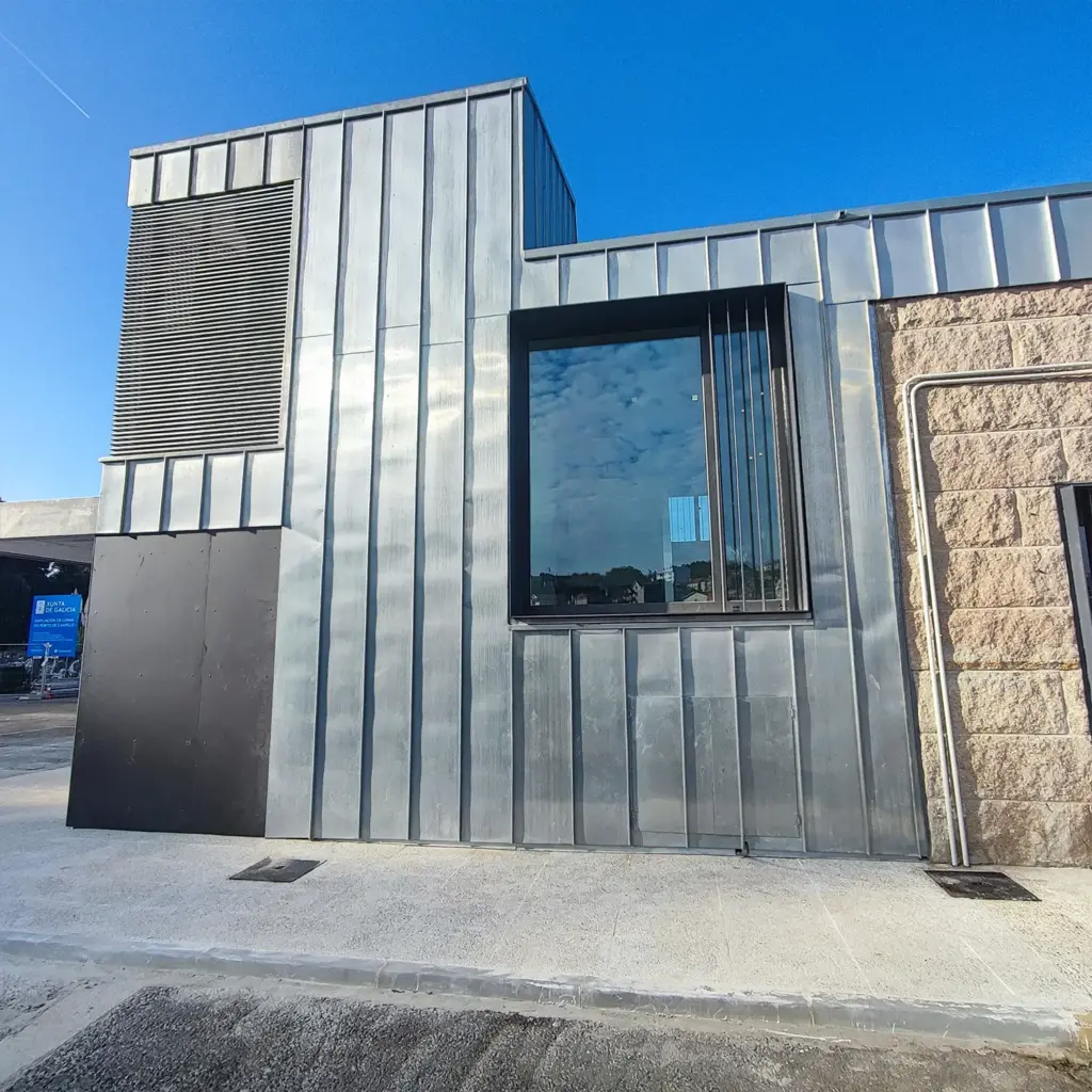 fachada cubierta lonja campelo3